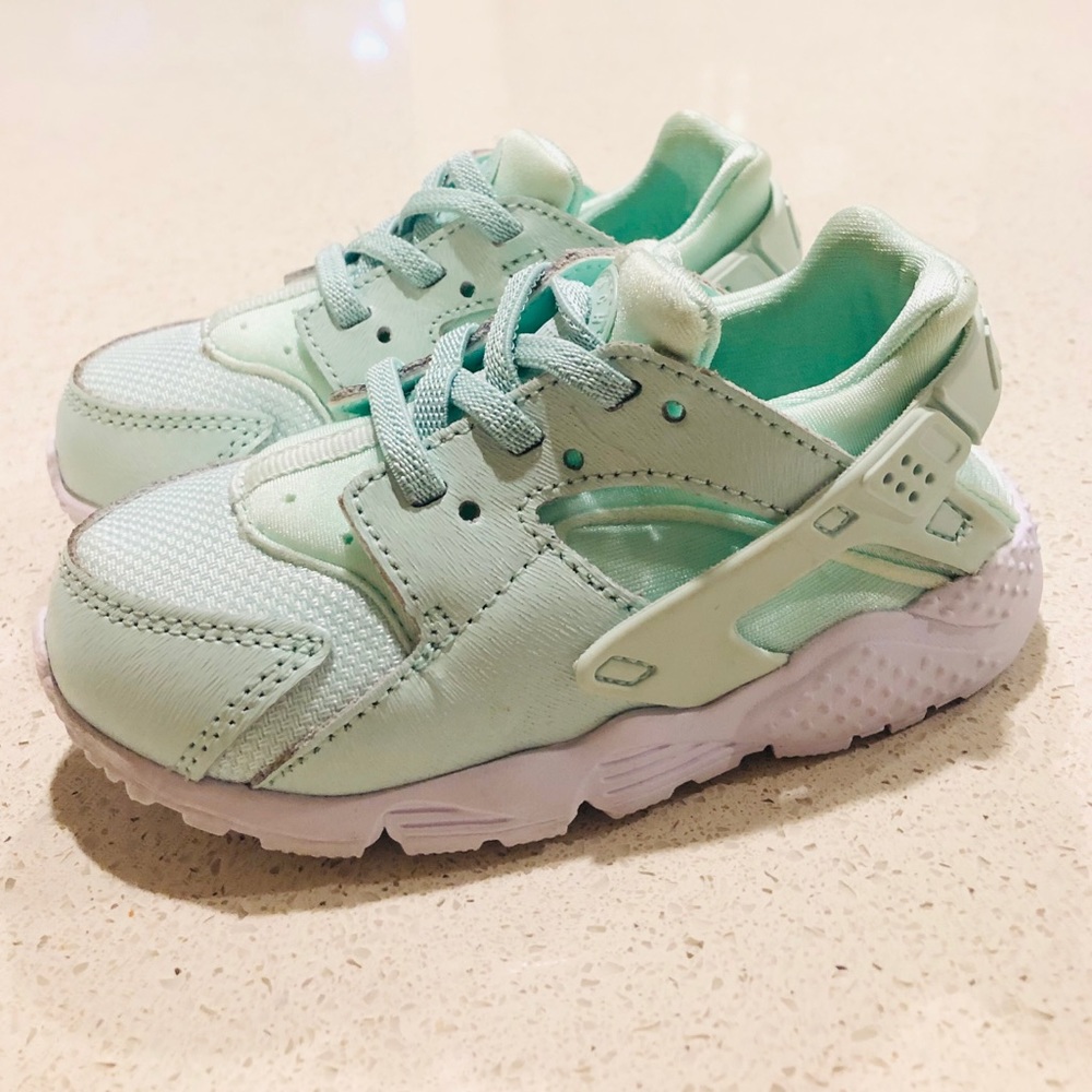 Girls toddler Nike Huarache